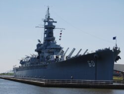 Kapal Perang AS Melintas di Selat Malaka, Pengamat: Sesuai Hak Lintas Transit UNCLOS 1982