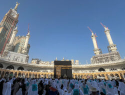 Menanti 14 Tahun, 11 Wartawan Jawa Timur Berangkat Haji di Musim 2026