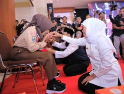Khofifah Pertegas Posisi Jawa Timur sebagai Barometer Pendidikan Nasional