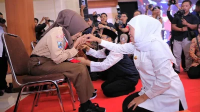 Khofifah Pertegas Posisi Jawa Timur sebagai Barometer Pendidikan Nasional