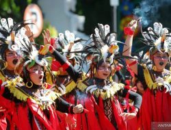 Kemeriahan Karnaval Kebangsaan HUT ke-81 RI, Seribu Pelajar Banyuwangi Unjuk Seni dan Budaya Nusantara